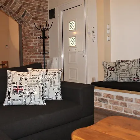L. Byron Apartment Volos
